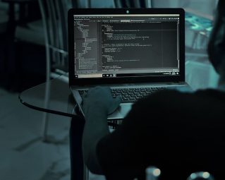 سال 2022 و روز برنامه نویسان : حقایق و نکات جالب برنامه نویسی